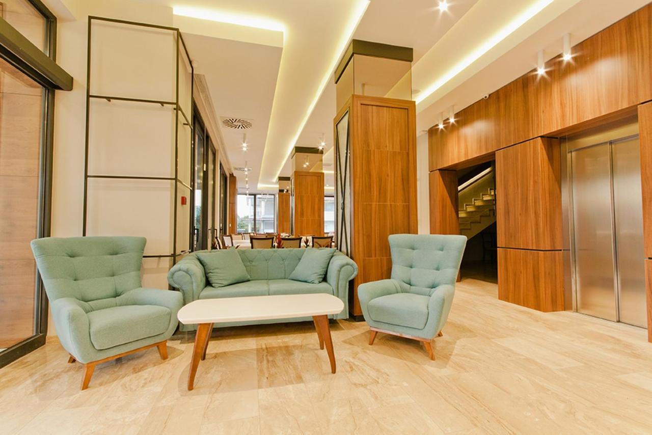 Hotel Hills Улцин Екстериор снимка